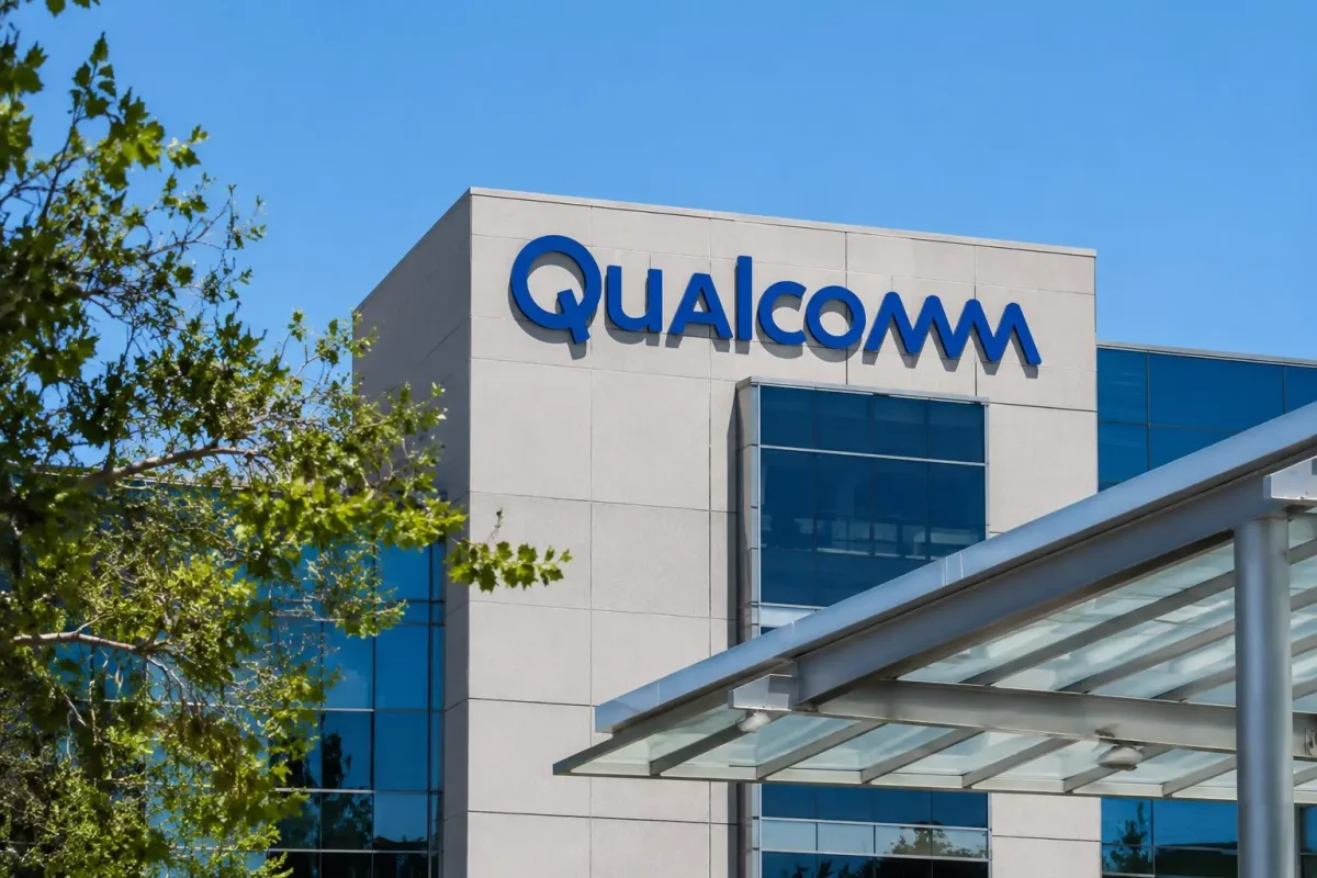 Qualcomm Hits Record High on AI Data Center Push, Shifting Investor Focus