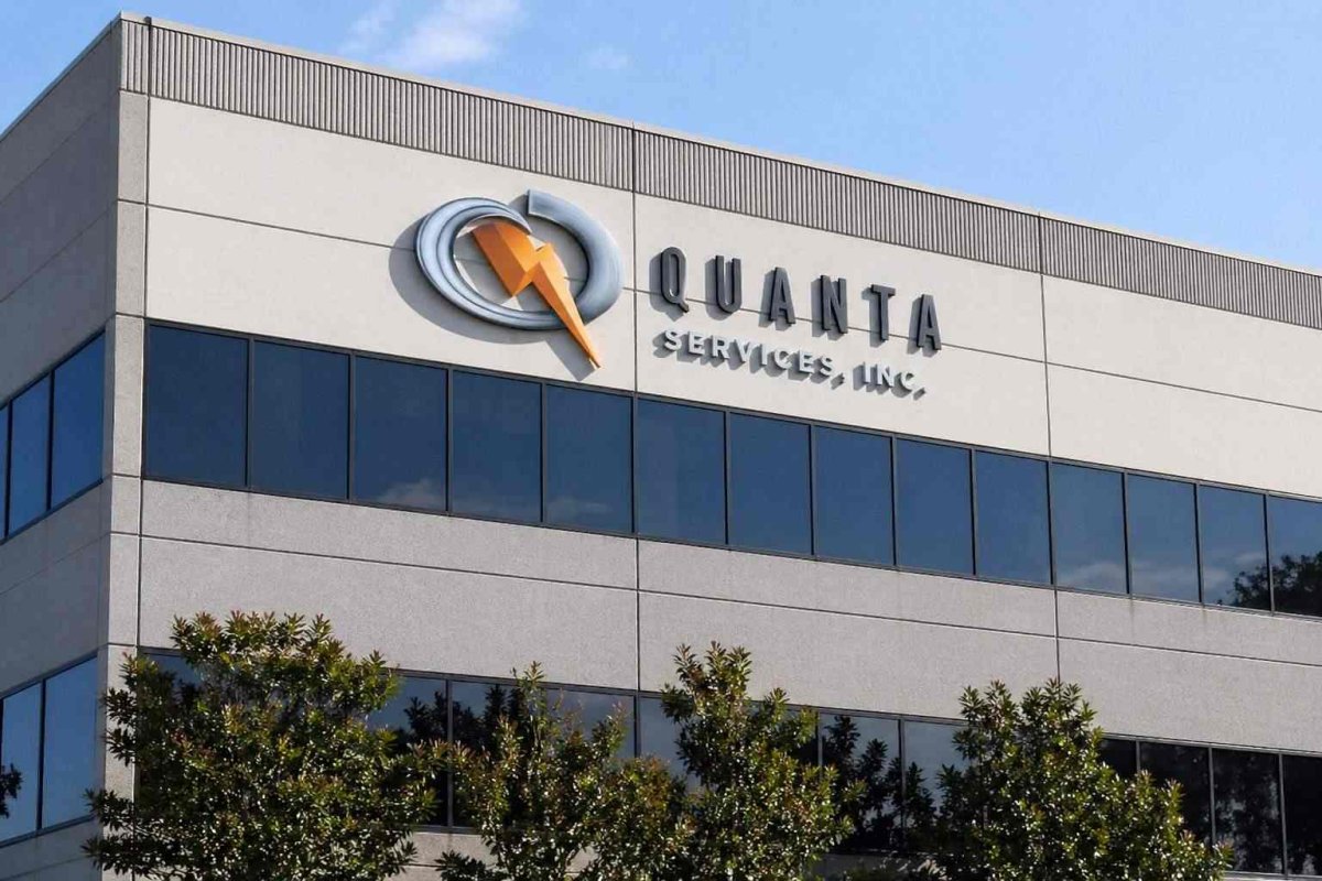 Quanta Services Soars on Record Backlog and Raised Guidance
