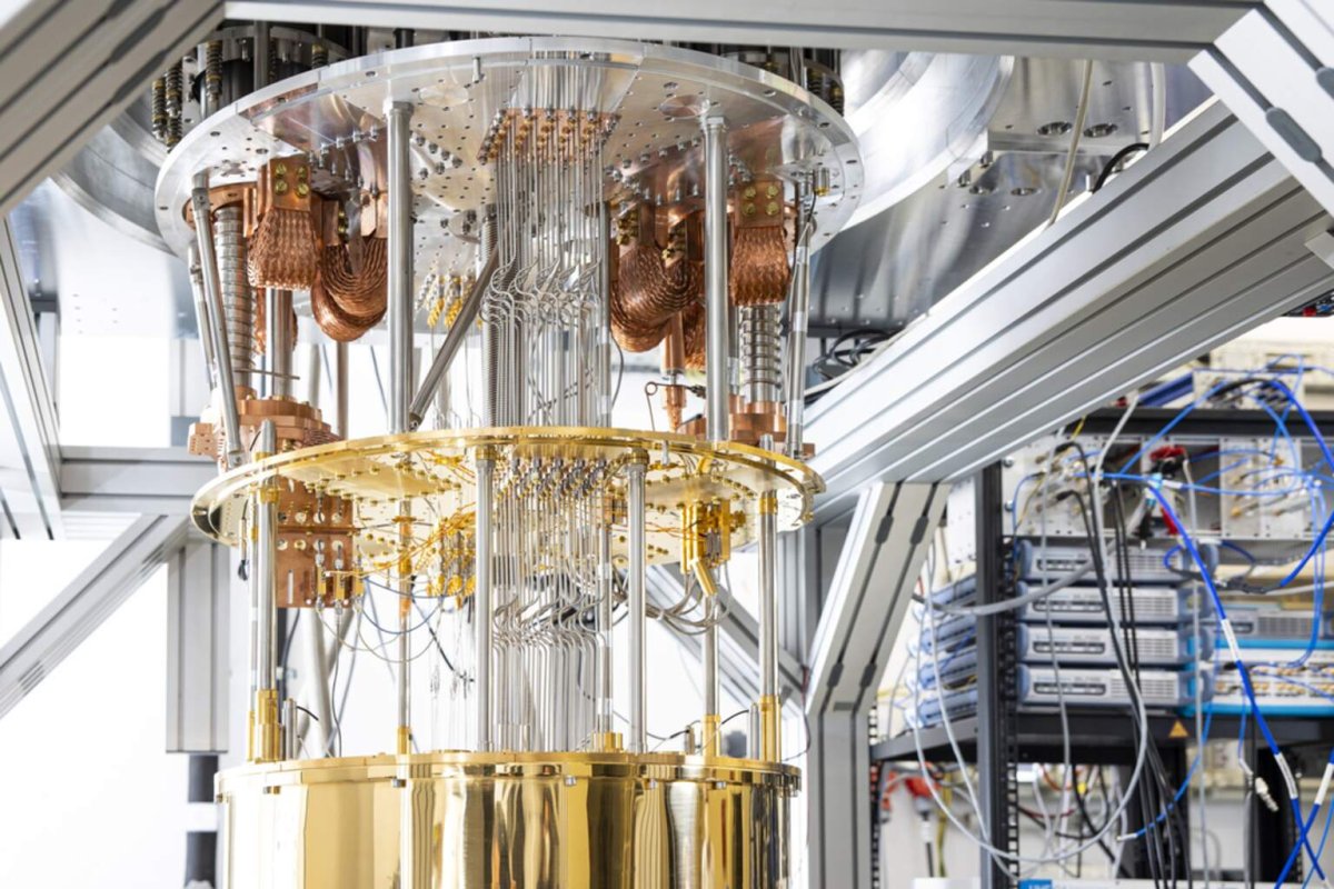 Quantum Gate Speed Breakthrough: 6.8ns Operation Cuts Leakage