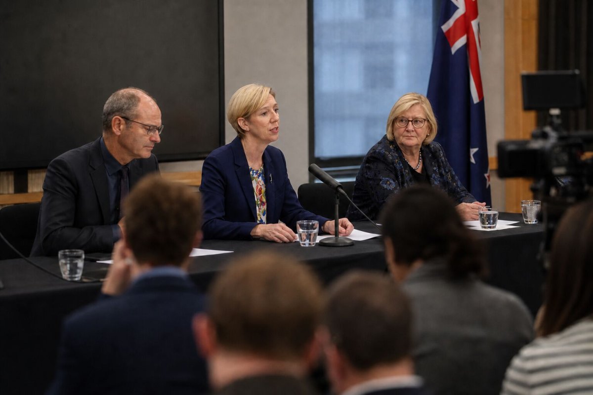RBNZ Rate Hike Falls Short of Hawkish Hopes, NZD Slides 1.1%