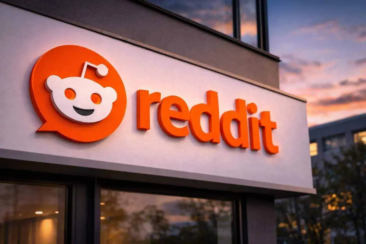 Reddit Surges 16% on Strong Q2 Revenue Forecast, AI Ad Tools Drive Growth