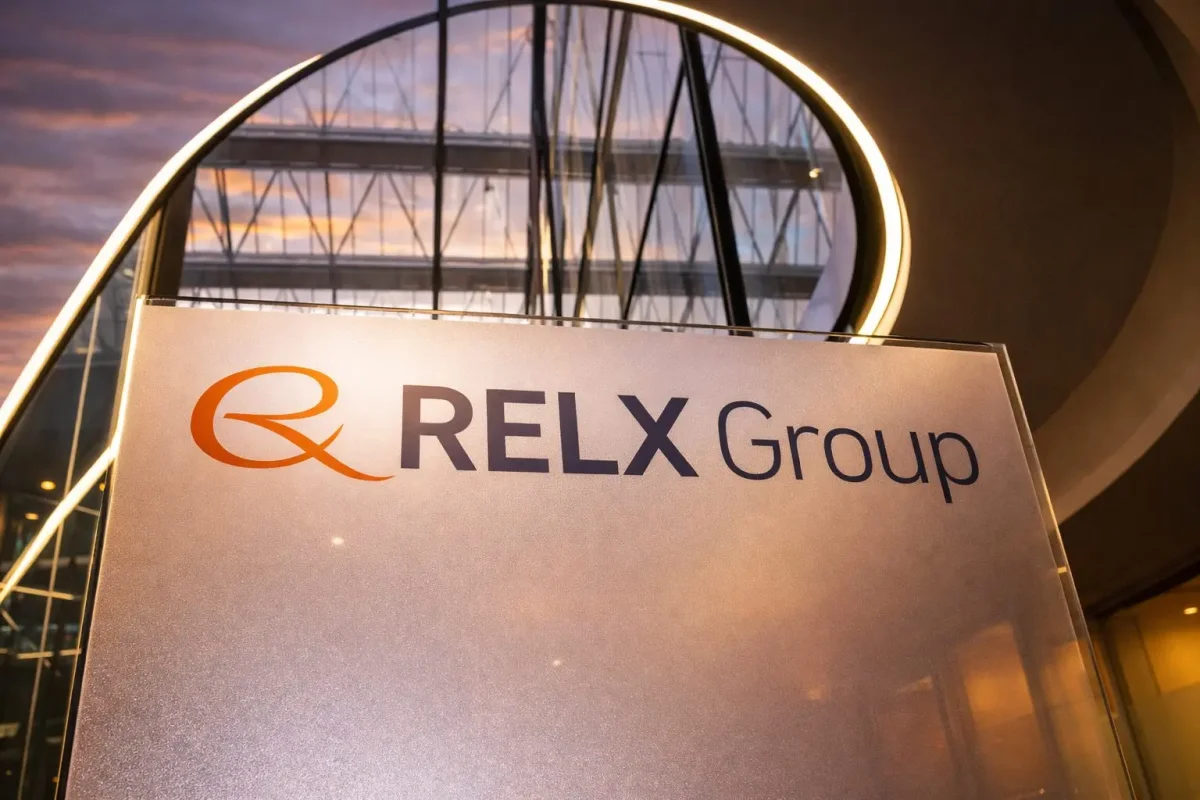 RELX Holds Firm on 2026 Targets Amid AI Market Jitters