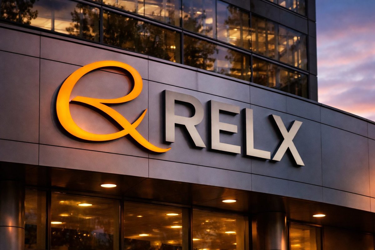 RELX Shares Hold Steady Ahead of Key Earnings Report Amid AI Uncertainty