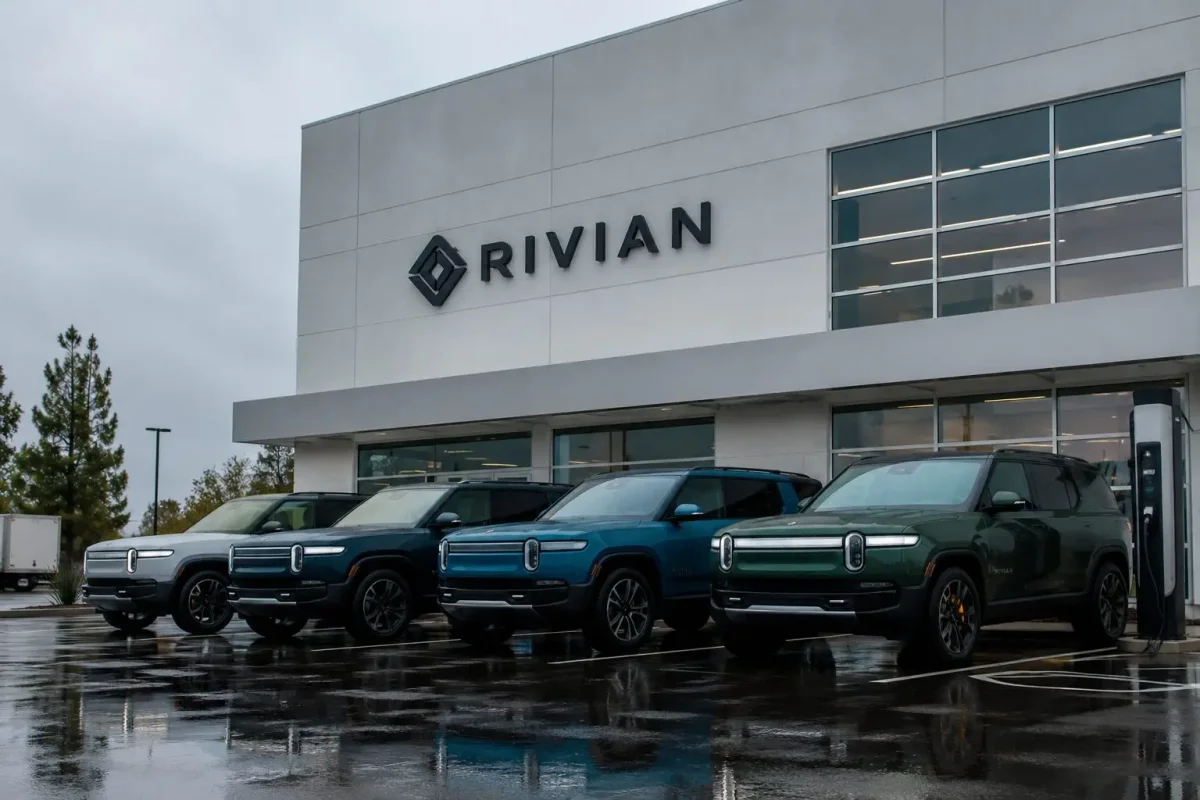 Rivian Faces Steep H2 Delivery Hurdle as R2 Momentum Wanes