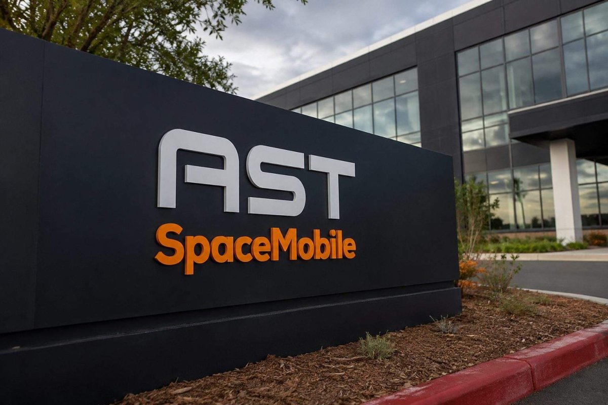 Rocket Lab and AST SpaceMobile Rise Premarket Ahead of Q2 Earnings