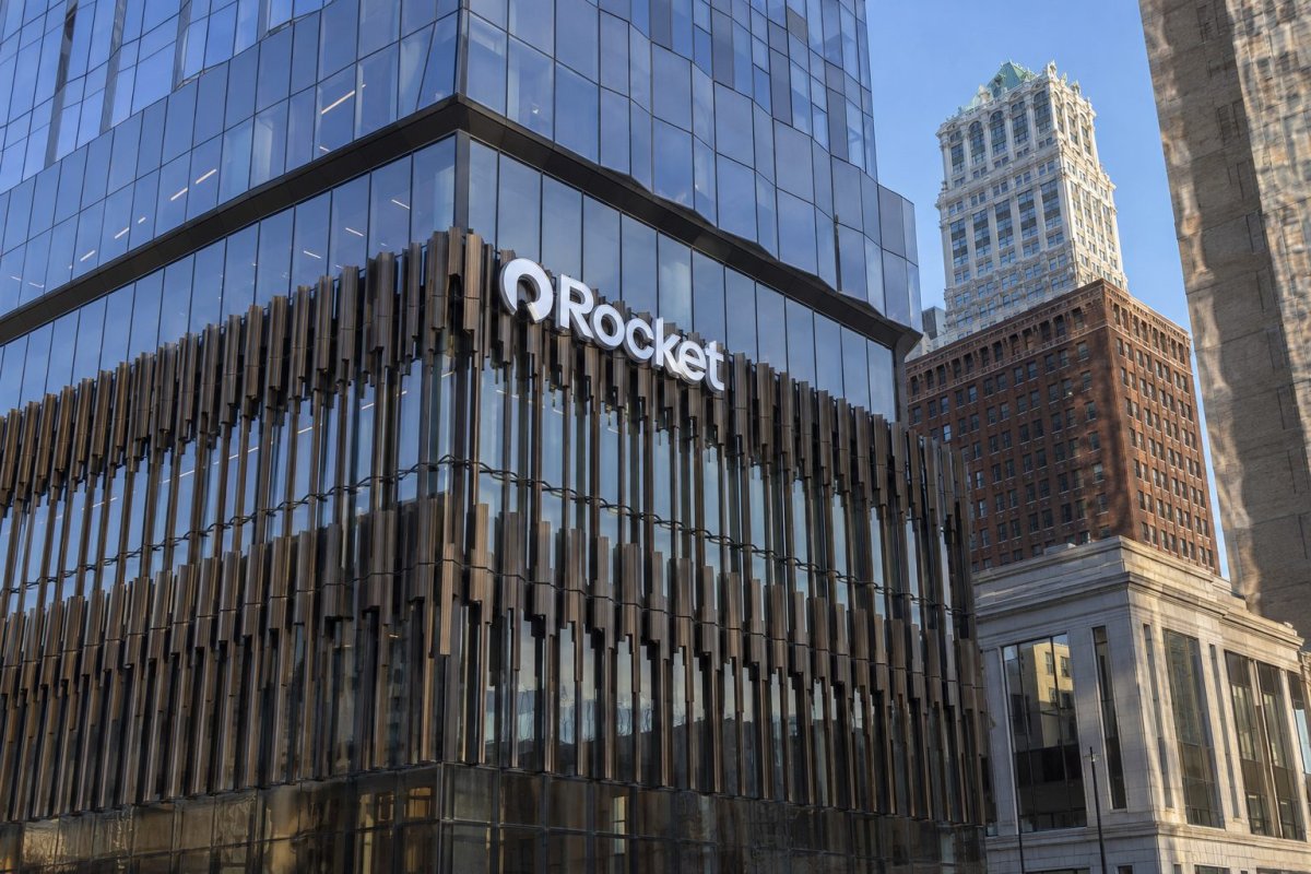 Rocket Shares Rise as Cooler Inflation Trims Mortgage Costs