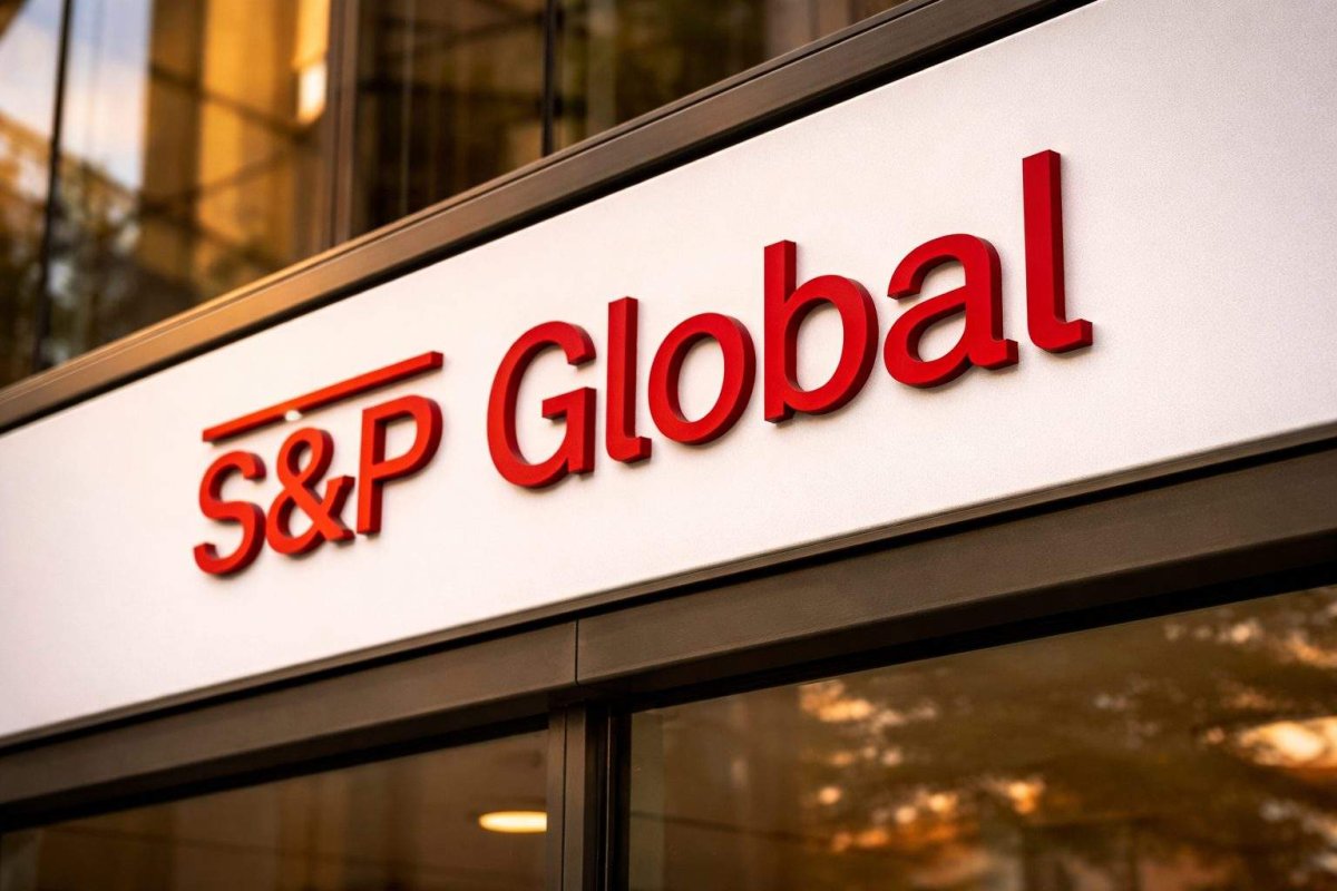 S&P Global Shares Drop 7% on Disappointing 2026 Profit Outlook