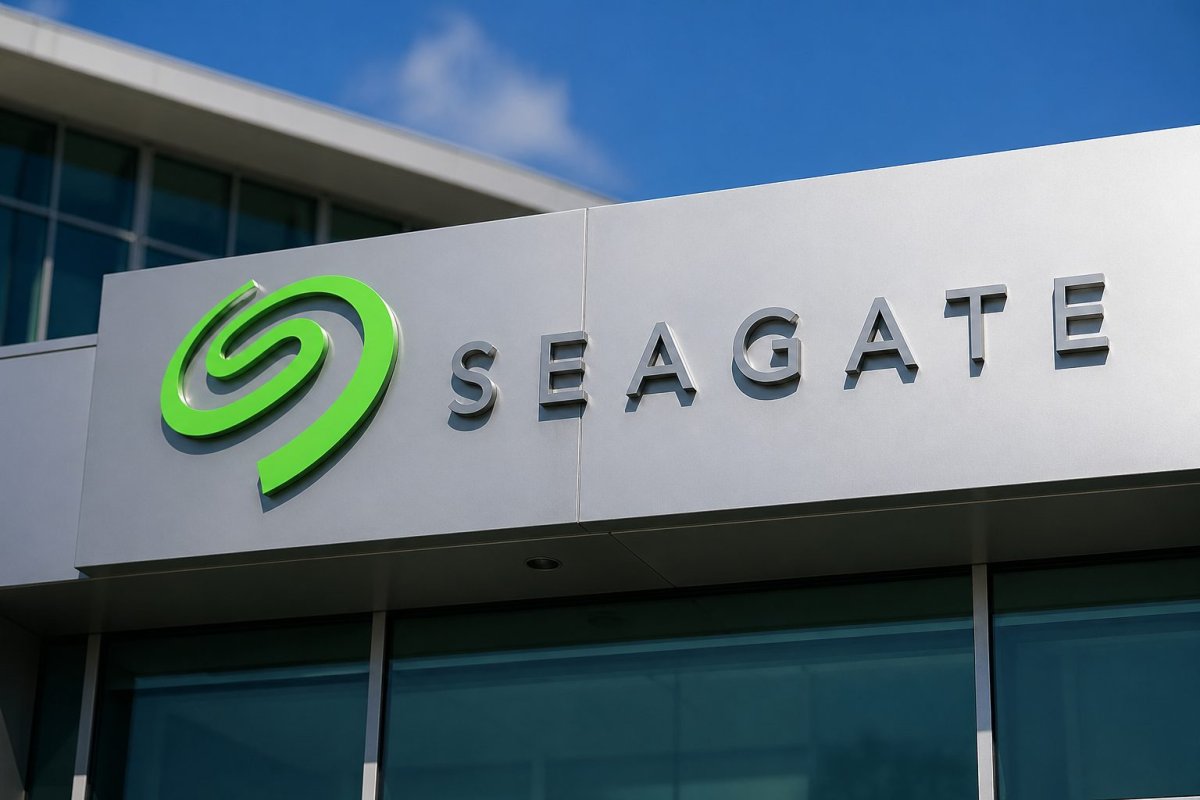 Seagate Soars on AI Storage Demand, Lifting Sector