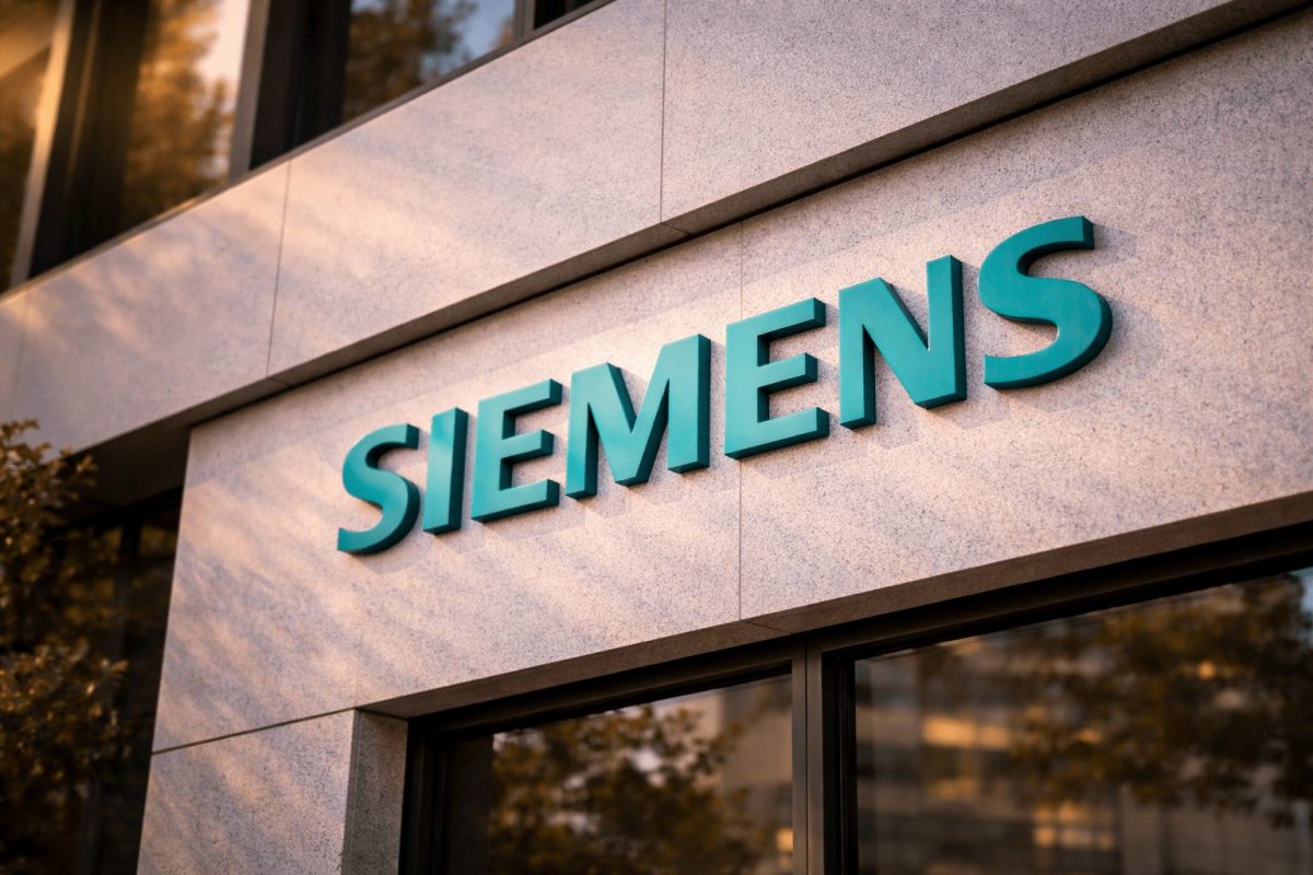 Siemens Shares Soar to Record High on Upbeat Profit Forecast