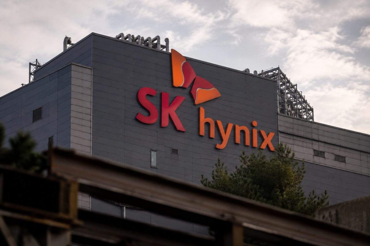 SK hynix's $38B Fab Plan Coincides With $53T Market Cap Loss