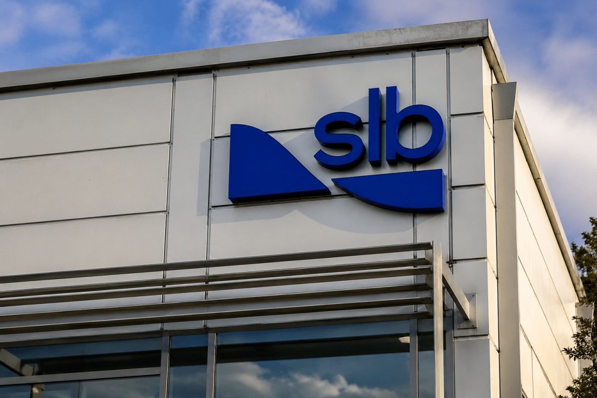 SLB Shares Surge 9% as Margins Improve Despite Revenue Dip Excluding ChampionX