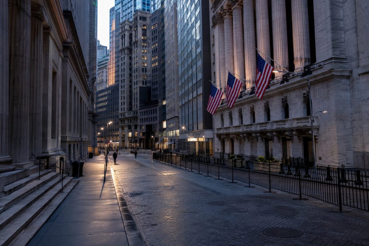 Small-Cap Index Notches Record Close Ahead of Key Inflation Data