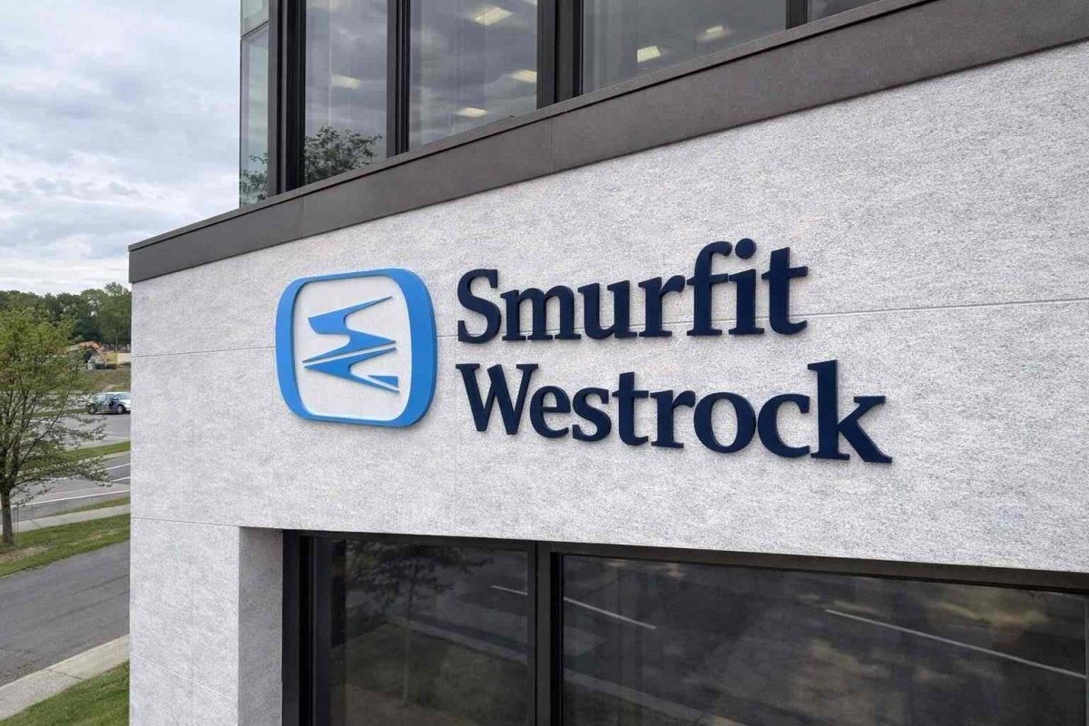 Smurfit Westrock Shares Gain 3% on 2030 Profit Targets, Buyback Outlook