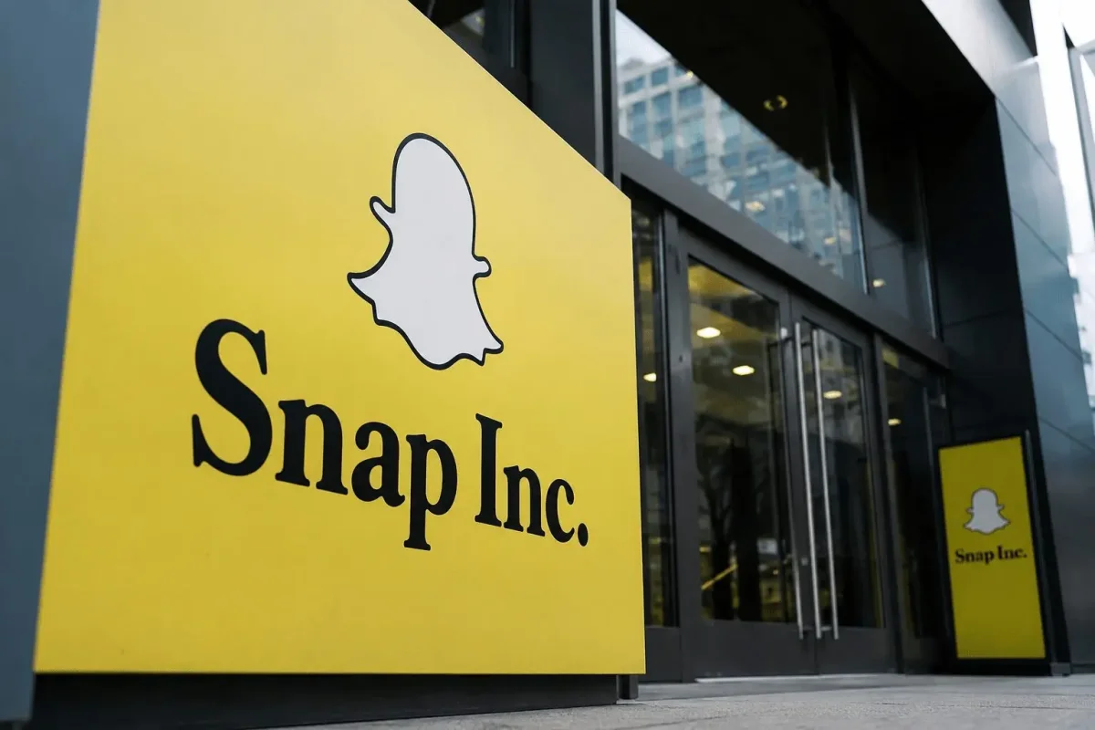 Snap Beats Q2 Estimates, Non-Ad Revenue Drives Growth