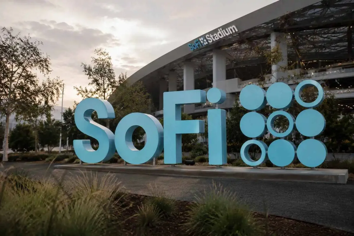 SoFi Technologies Shares Slip Ahead of Q2 Report as EBITDA Margin Target Looms
