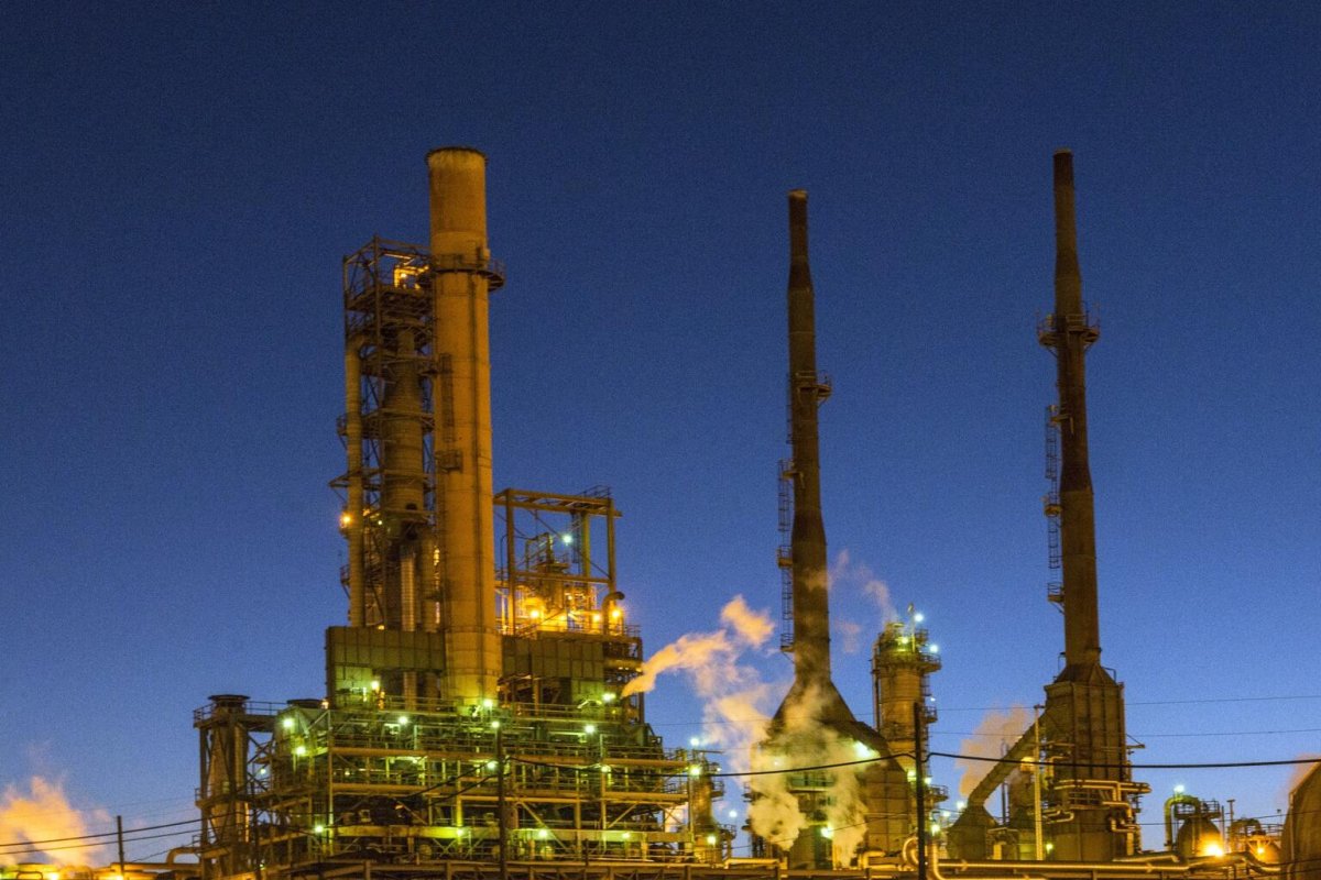 South Carolina Gas Prices Surge 38.7% Year-Over-Year, Squeezing Household Budgets