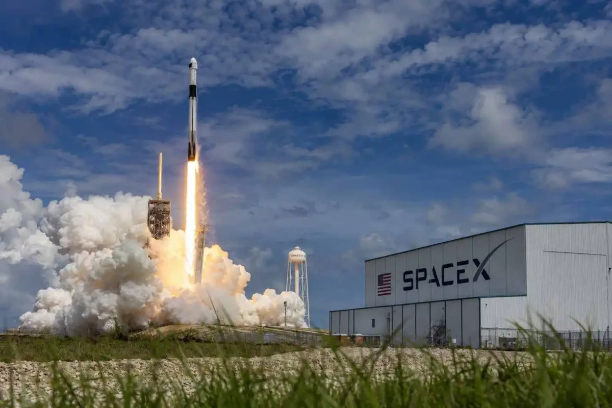 SpaceX CFO Bret Johnsen Becomes Billionaire After Record $75B IPO