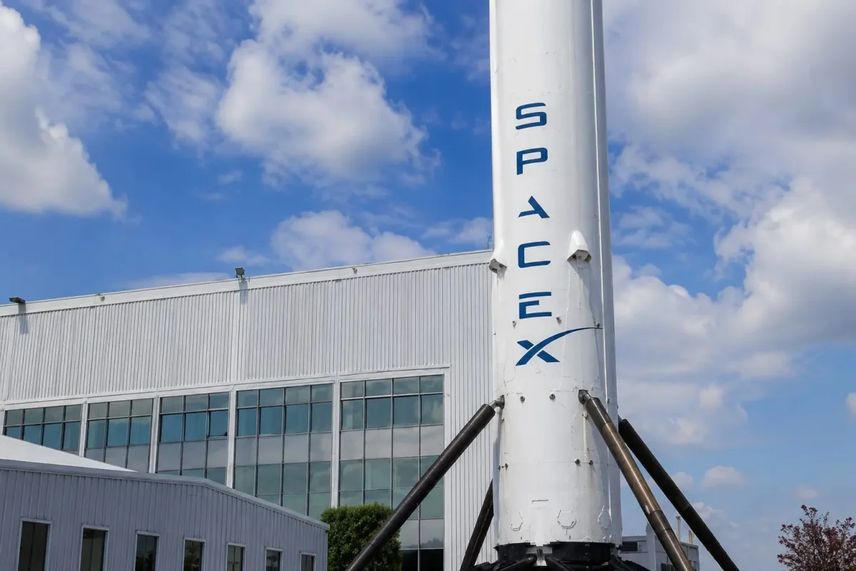 SpaceX IPO Set at $135, Retail Demand Surges Ahead of Nasdaq Debut