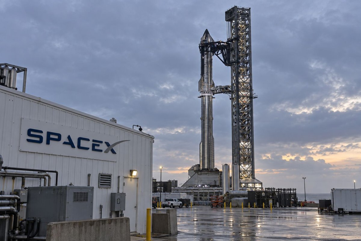 SpaceX's $2 Trillion Valuation Faces Key CFO Test This Thursday