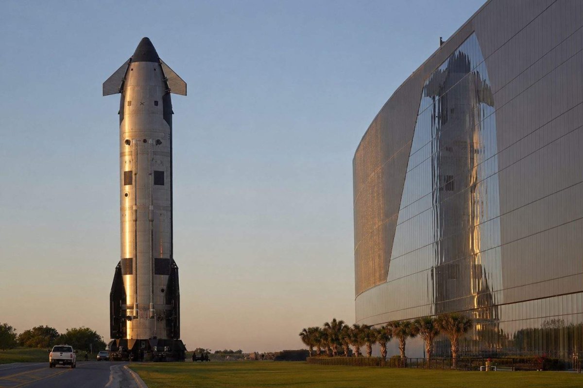 SpaceX Starship V3 Debut Flight Set for Thursday at Starbase