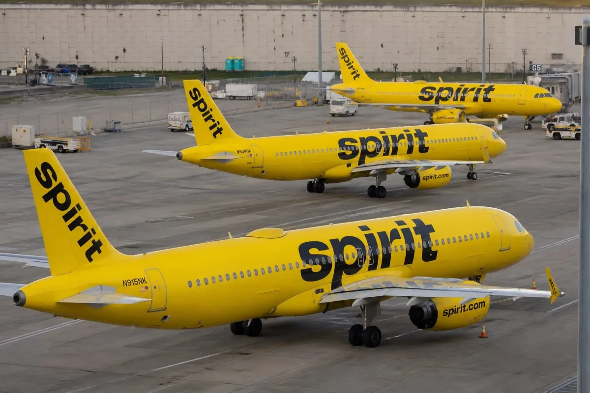 Spirit Airlines Grounds All Flights Amid Funding Crisis, Stranding Over 800,000 Passengers