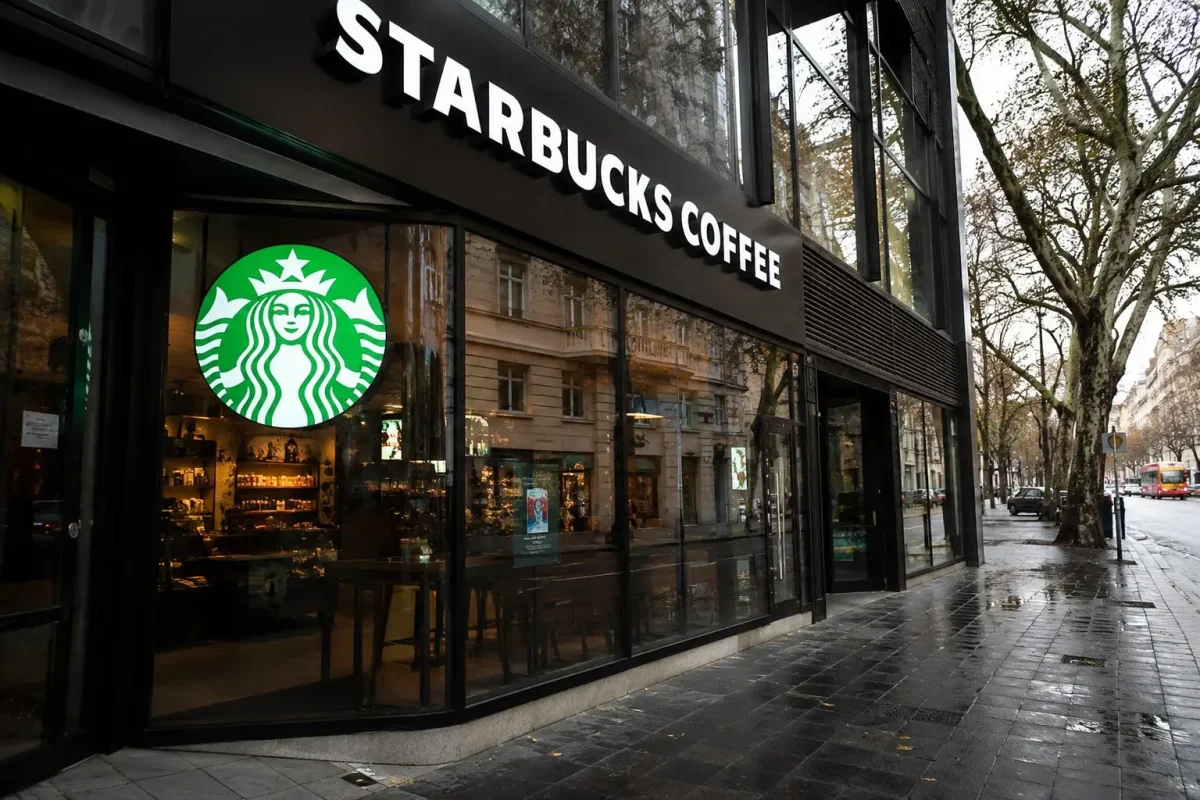Starbucks accelerates India expansion, targets 50-100 new stores annually under Niccol