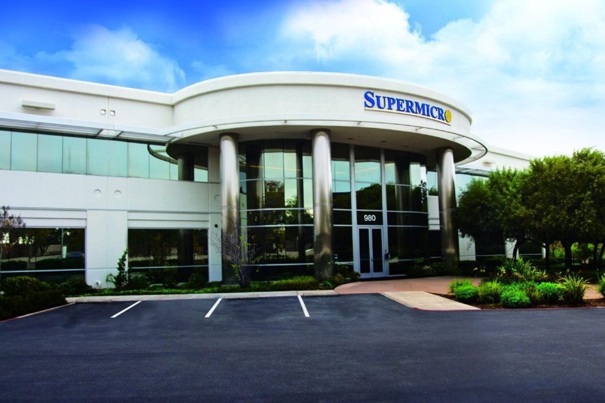 Supermicro Surges 9.5% as AI Server Market Projection Hits $1.3T