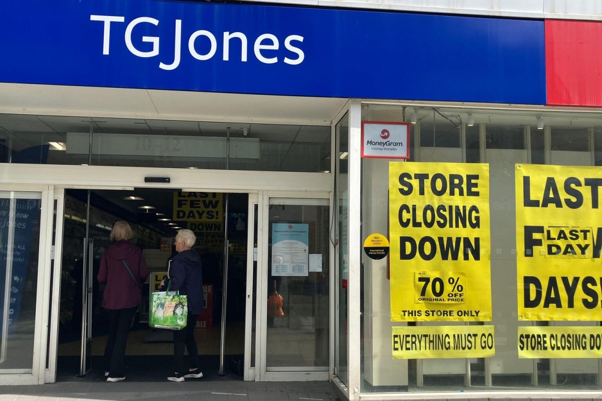 Swindon WHSmith Closure Highlights Post-Sale Split for TG Jones and WH Smith