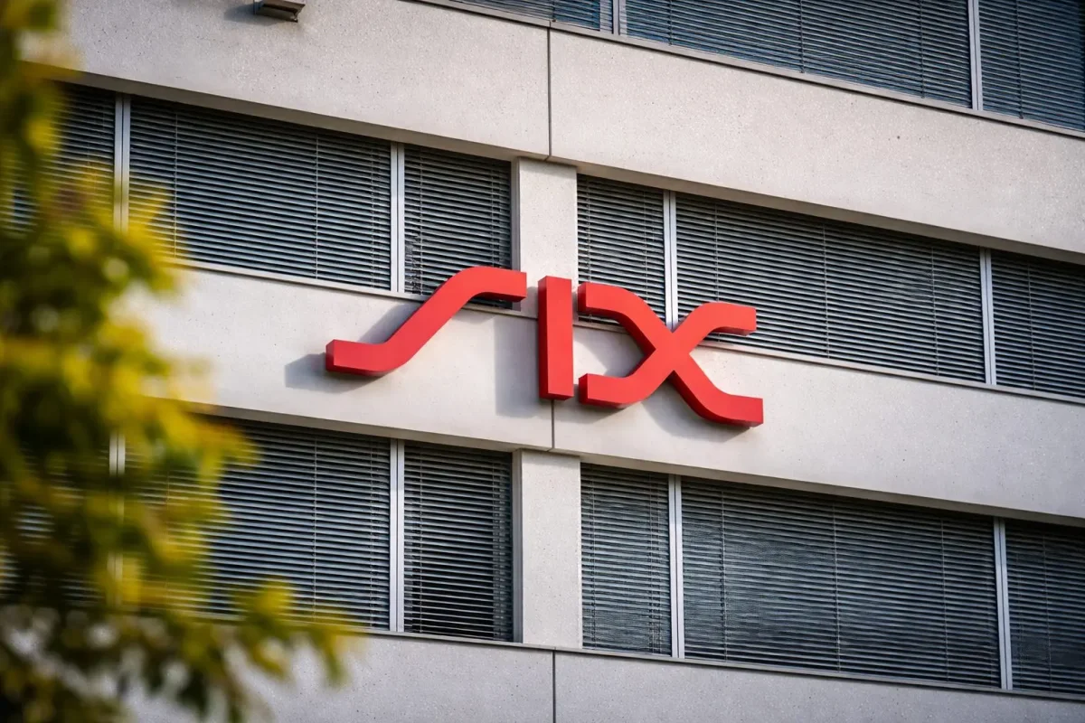 Swiss Market Index Breaks 14,000 as Earnings and Regulation Drive Focus