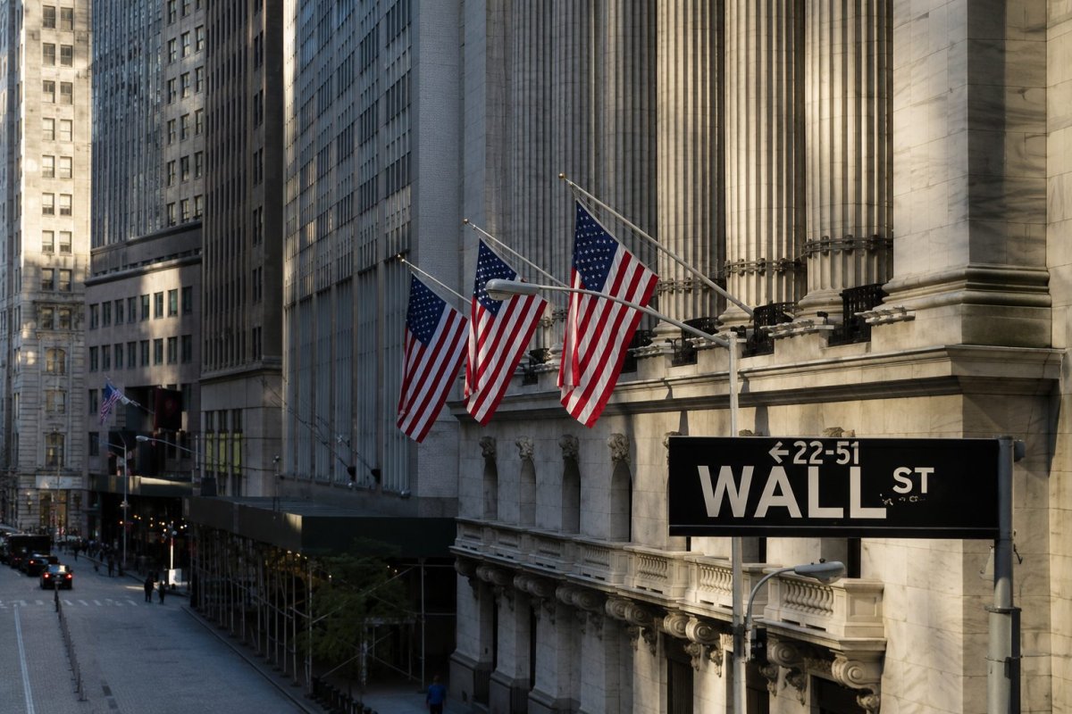 Tech Sell-Off Drags Nasdaq Lower as Treasury Yields Spike