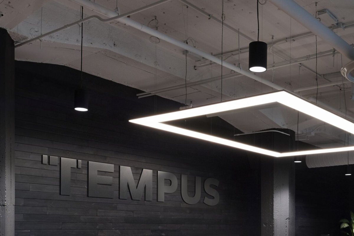 Tempus AI Surges 10.7% on $200M Data-Licensing Bookings