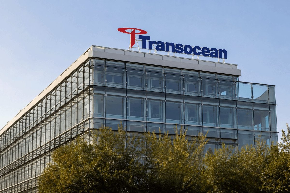 Transocean Stock Edges Higher as Oil Gains, Cash Flow Improves