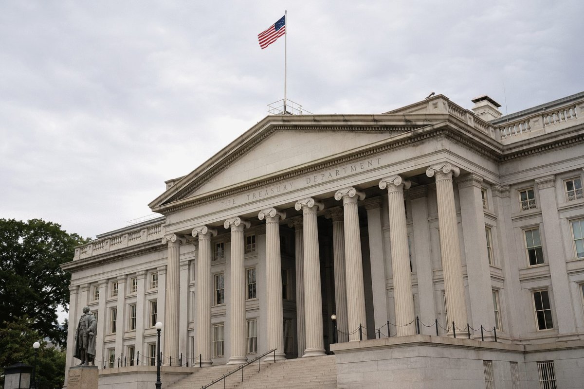 Treasury Buyback Boost Falls Short as 30-Year Yield Nears 5.34%