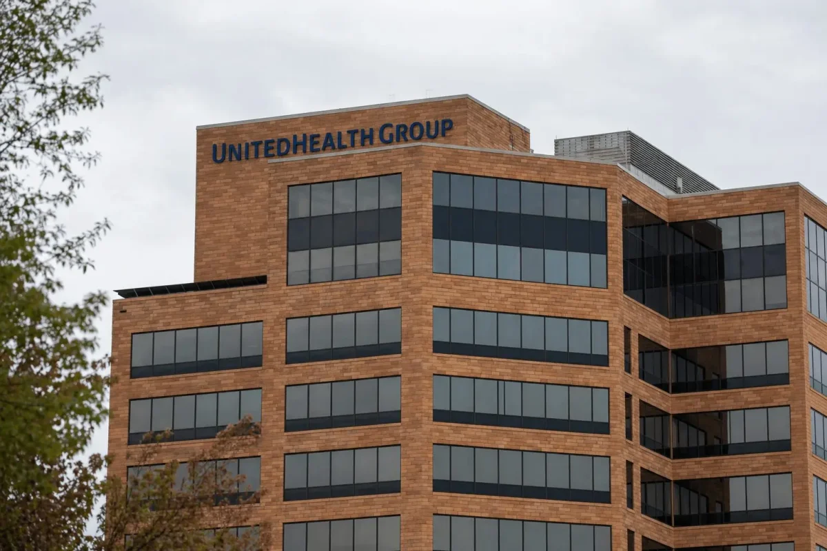 UnitedHealth, Health Insurers Rally on Centene Profit Outlook Boost