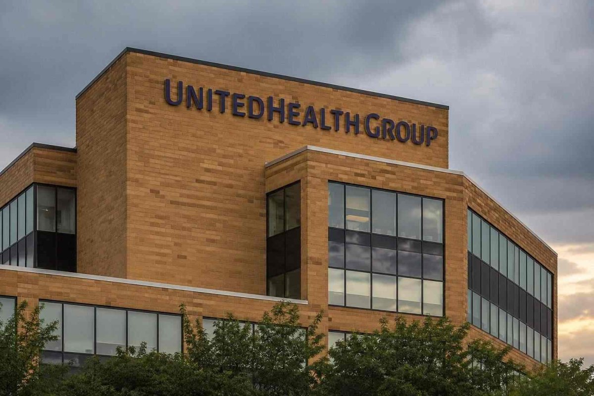 UnitedHealth Stock Rebounds on Easing Medical Costs and Raised Outlook