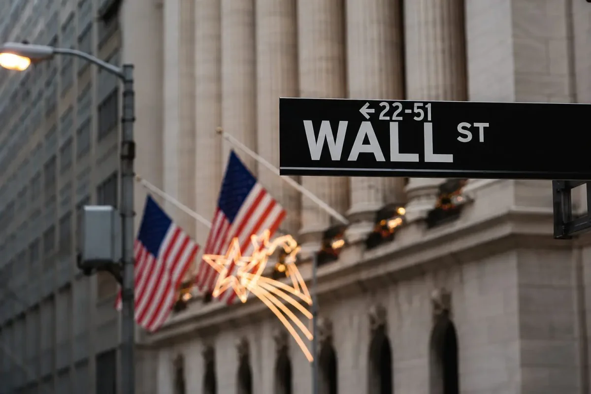 Wall Street Recovers as Chip Stocks Rally; Oracle Tumbles on Capex Shock
