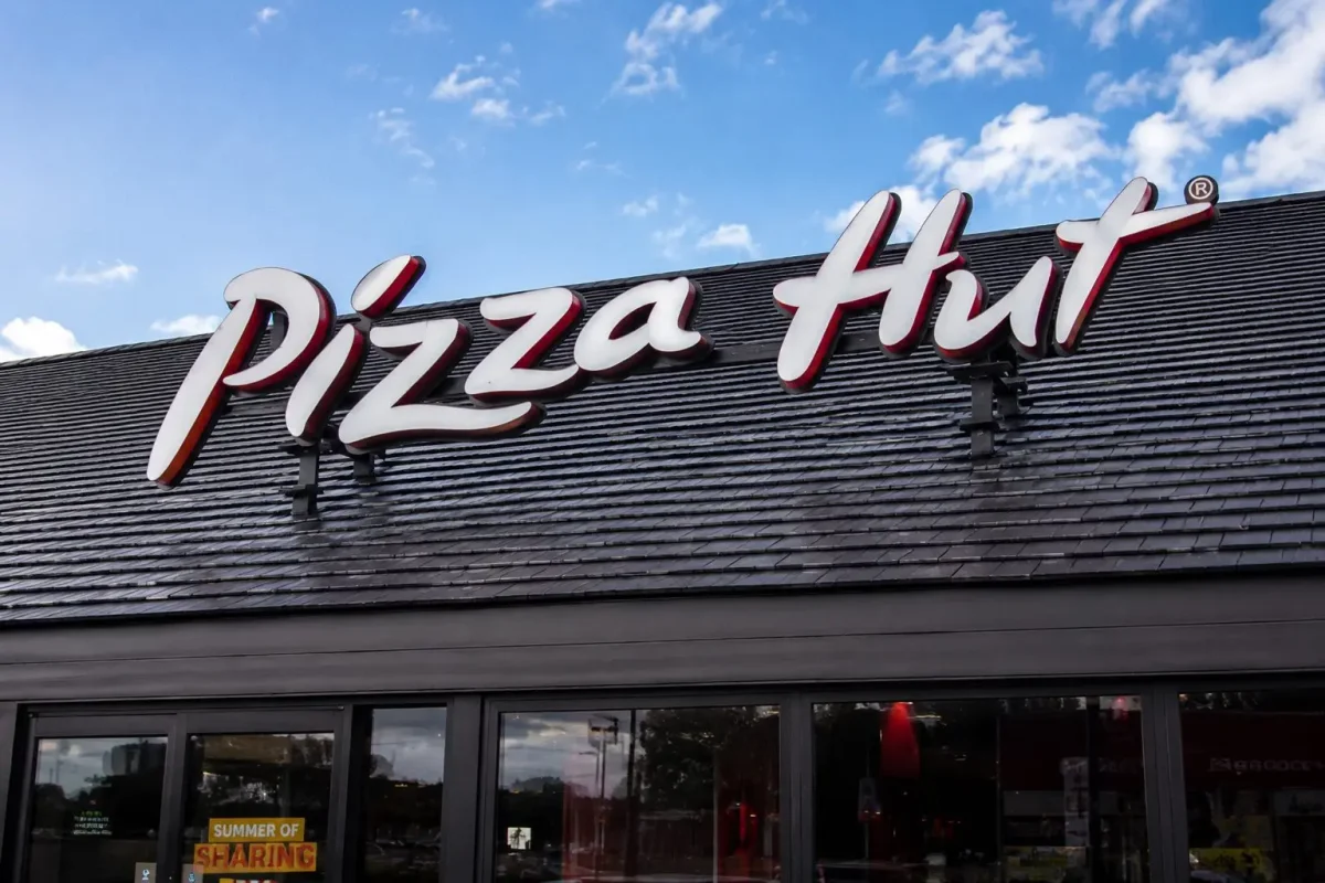 Yum Brands Divests Pizza Hut in $2.7B Deal
