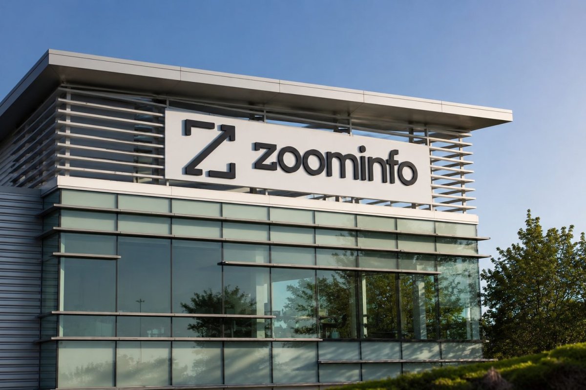 ZoomInfo Plunges 35% on AI Disruption, Cuts 2026 Revenue Forecast