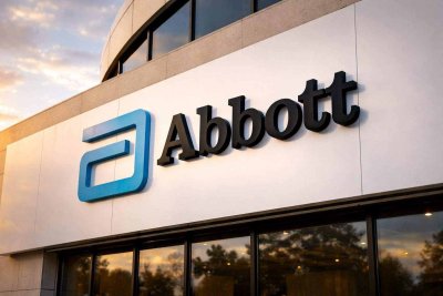 Abbott Faces Regulatory Scrutiny on Libre Sensors as Insider Buying and New AFib Data Emerge