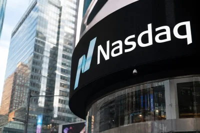 AI Earnings Bar Too High as Nasdaq Futures Slide