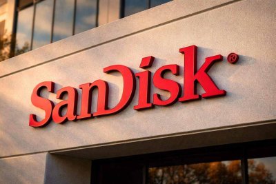 AI Storage Demand Fuels SanDisk Rally Amid Valuation Debate