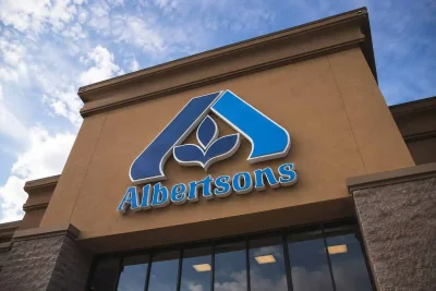 Albertsons Stock Plunges 22% on Major Earnings Disappointment