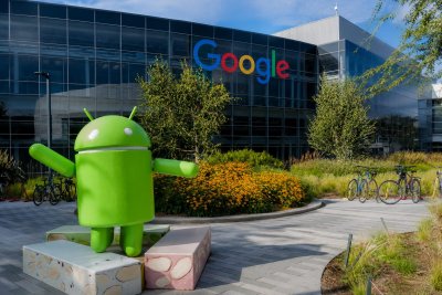 Alphabet's AI Ambitions Tested by Gemini Supply Constraints and Antitrust Pressure