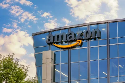 Amazon Outpaces Nasdaq as Market Eyes Prime Day and Leo Satellite Spending
