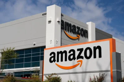 Amazon Stock Rises Ahead of Prime Day; AWS Chip Expansion and FTC Risk Loom
