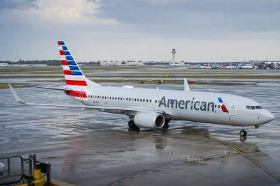 American Airlines Gains on Google SAF Deal, Fuel Costs Loom