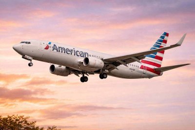 American Airlines Stock Holds Steady Amid Union Pressure, CPI Data Awaited