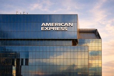 American Express Shares Drop 3% in After-Hours Trading