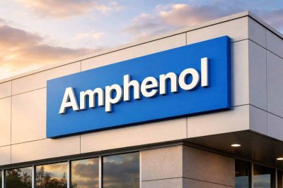 Amphenol Shares Surge 6% on Insider Purchase and Leadership Transition