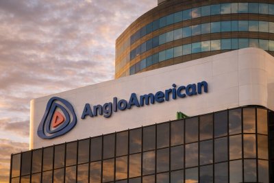 Anglo American Posts $3.7B Loss Amid De Beers Impairment, Eyes Teck Merger